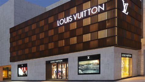 louis vuitton cancun la isla.